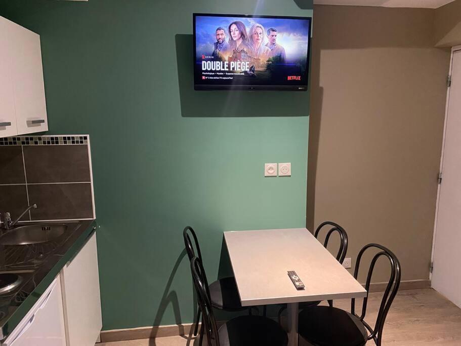 Appartement 4 - Hyper Centre - 1 A 4 Personnes Дуэ Экстерьер фото