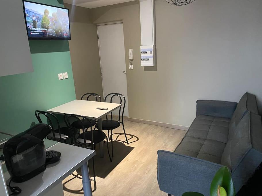 Appartement 4 - Hyper Centre - 1 A 4 Personnes Дуэ Экстерьер фото